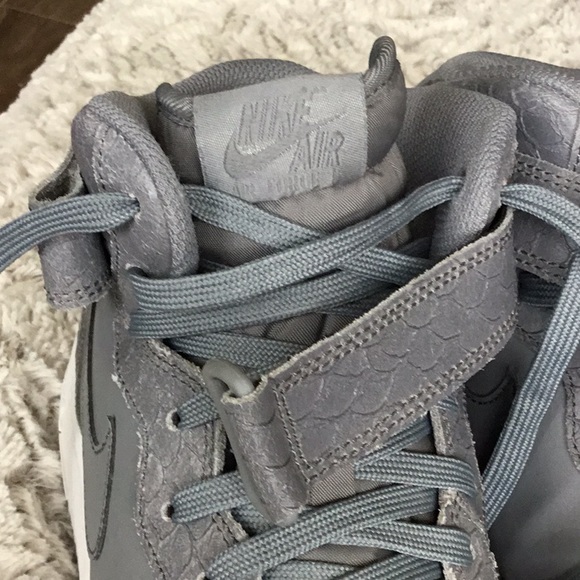 Nike Air Force I High size 10 - Picture 4 of 8